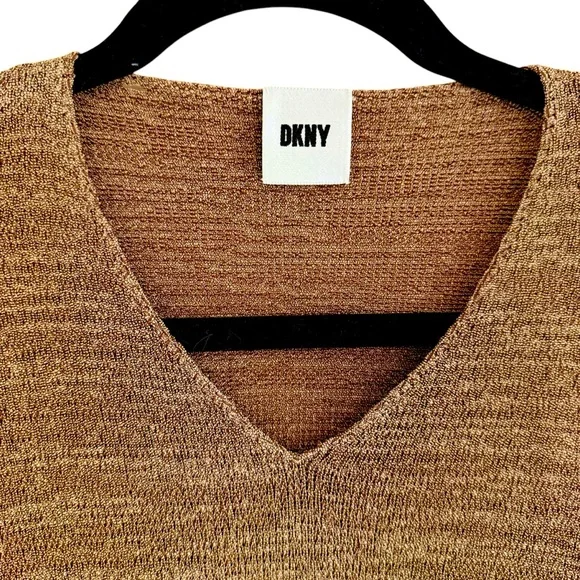 DKN Transfer Rib Women's V-Neck Brown Sweater Size M - Picture 5 of 12